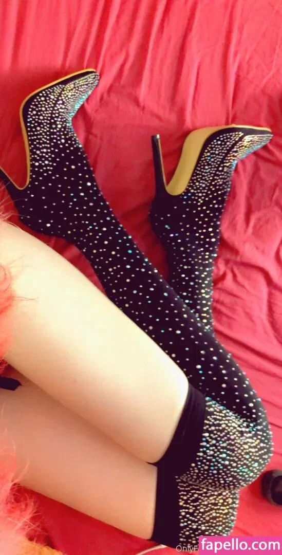 hot_wet_lilly Onlyfans Photo Gallery 