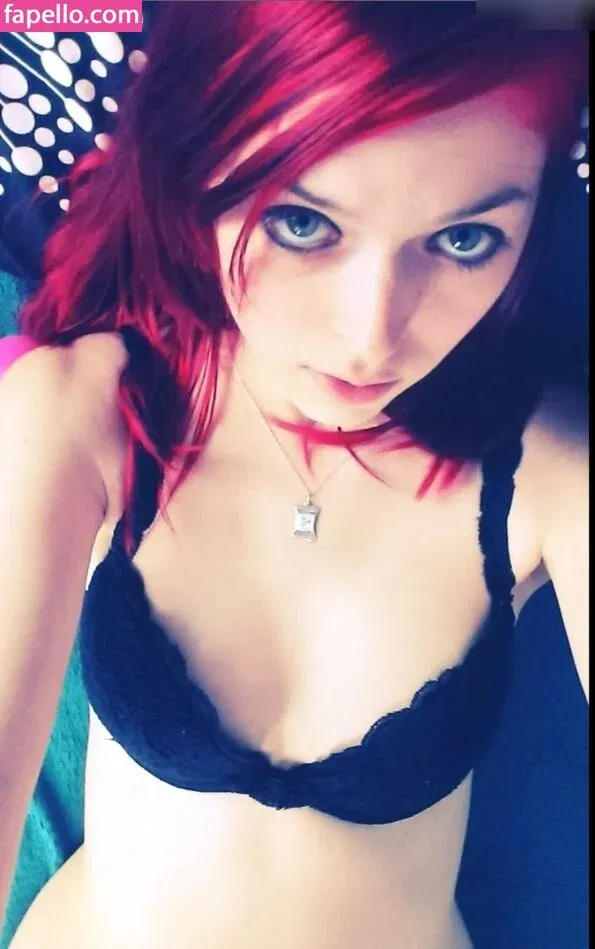 hot_wet_lilly Onlyfans Photo Gallery 