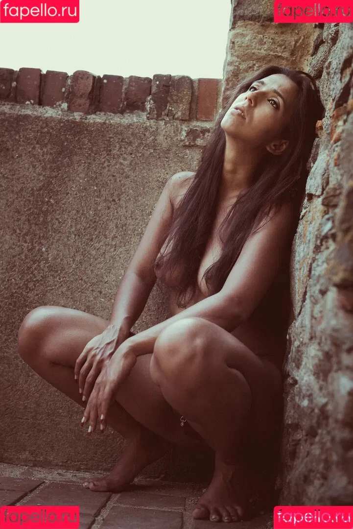 Poka Hontas Onlyfans Photo Gallery 