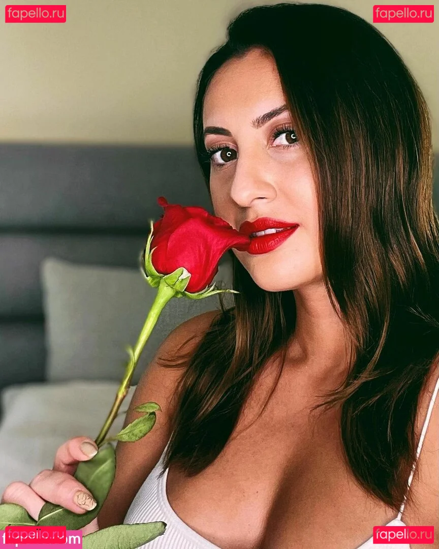 Francia Raisa Onlyfans Photo Gallery 