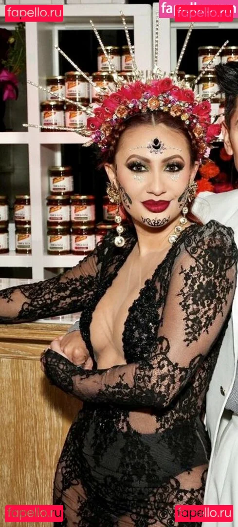 Francia Raisa Onlyfans Photo Gallery 