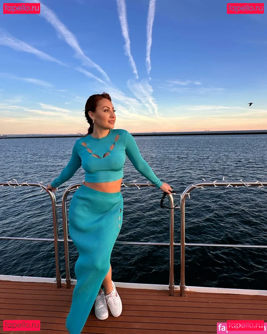 Francia Raisa Onlyfans Photo Gallery 