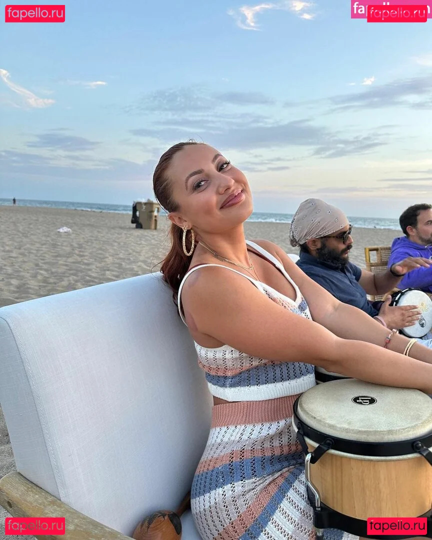 Francia Raisa Onlyfans Photo Gallery 