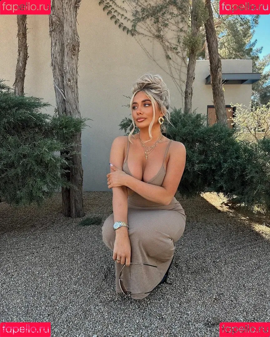 Saffron Barker Onlyfans Photo Gallery 