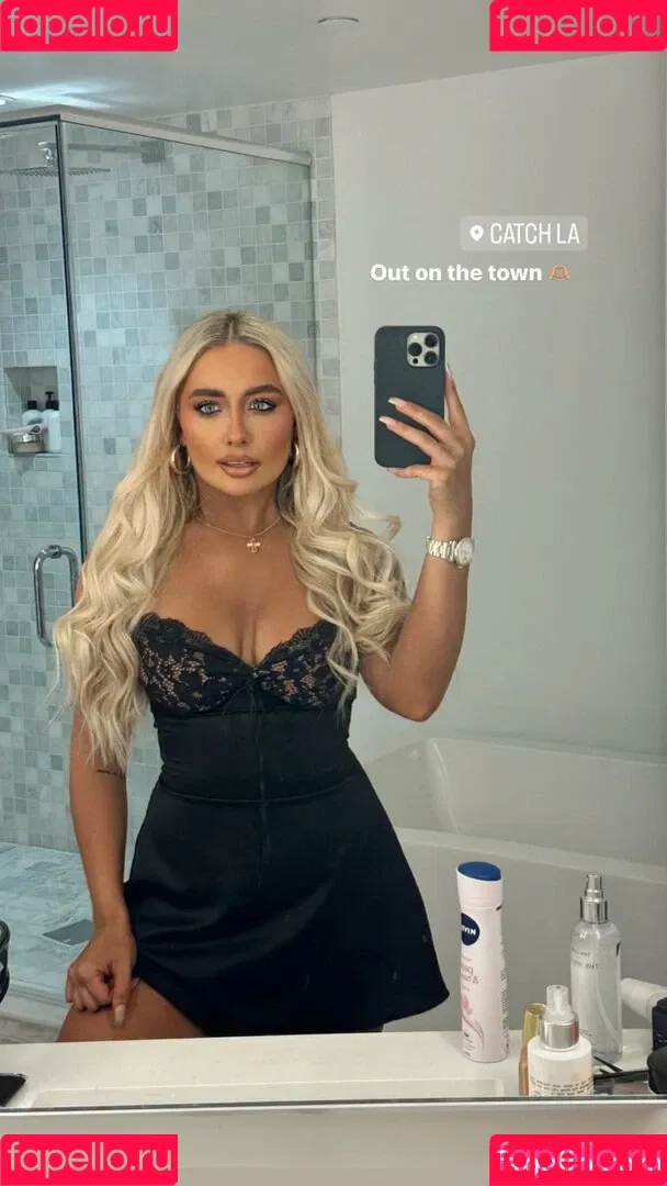 Saffron Barker Onlyfans Photo Gallery 