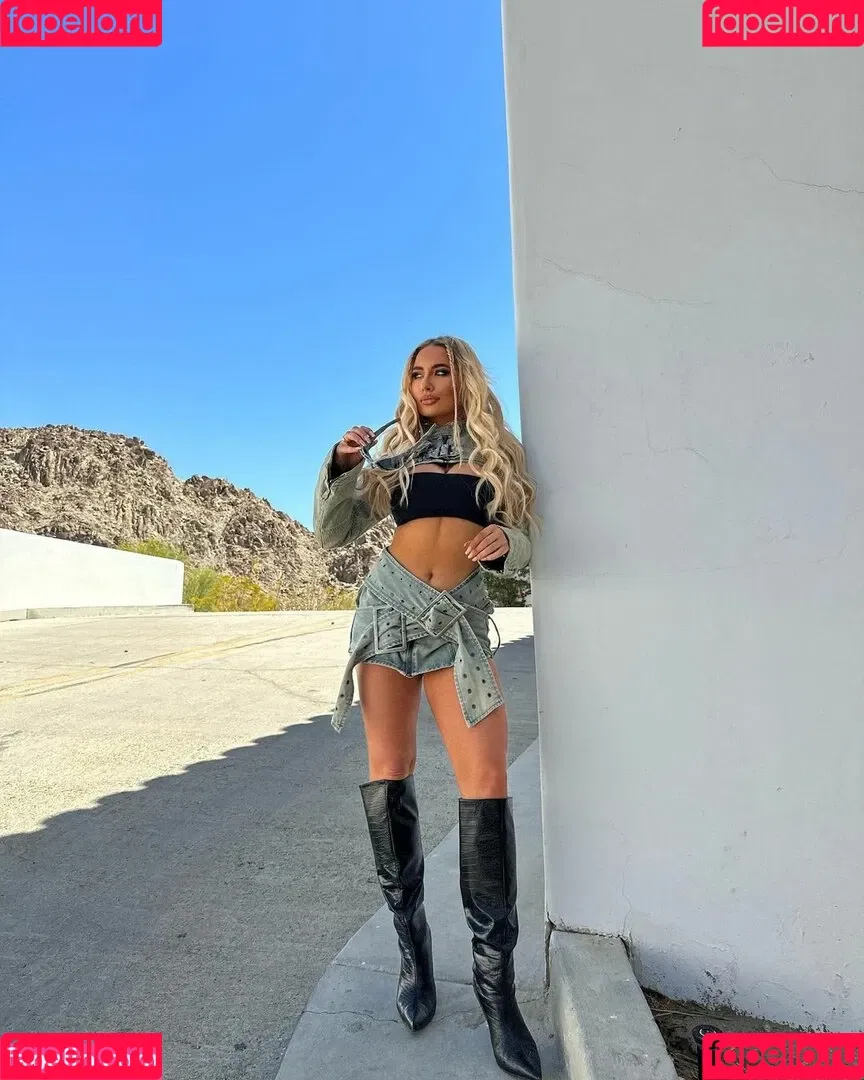 Saffron Barker Onlyfans Photo Gallery 
