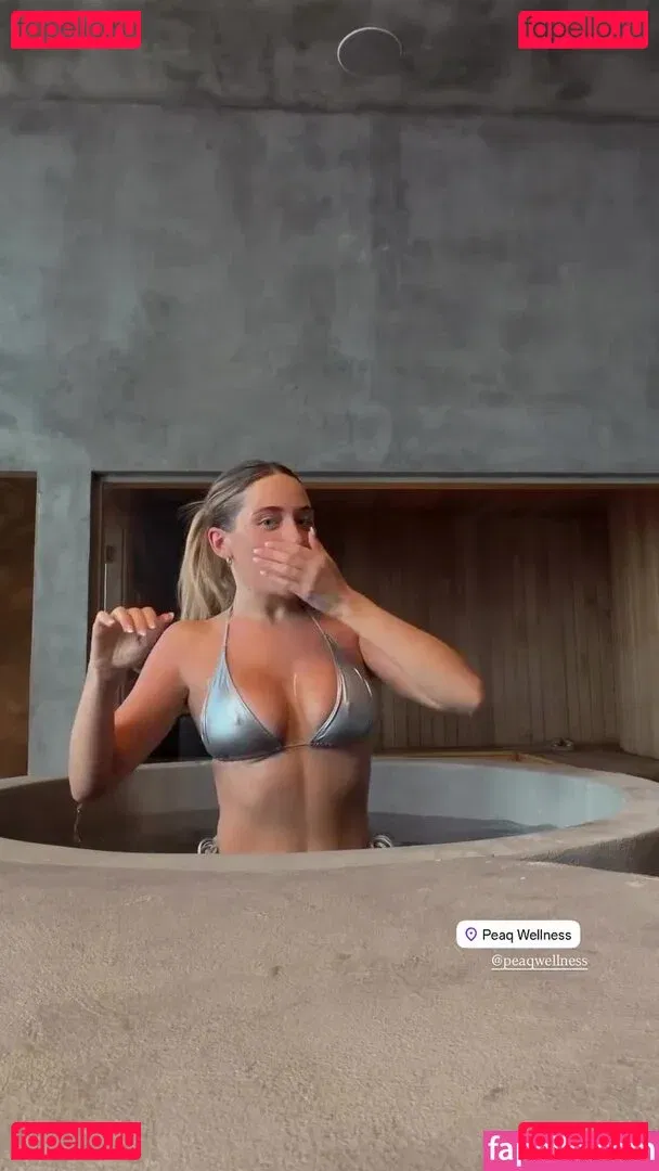 Saffron Barker Onlyfans Photo Gallery 