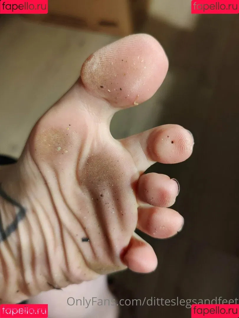 ditteslegsandfeet Onlyfans Photo Gallery 