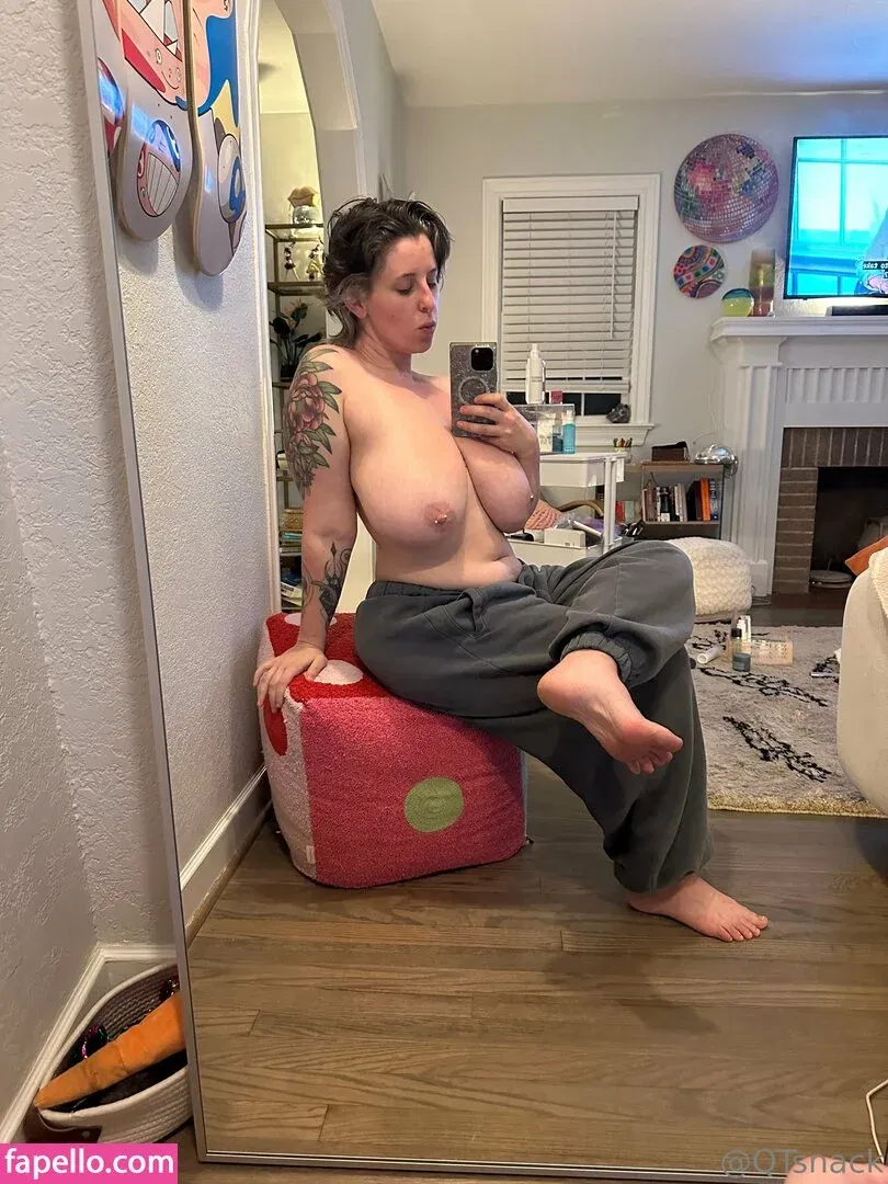 qtsnack Onlyfans Photo Gallery 