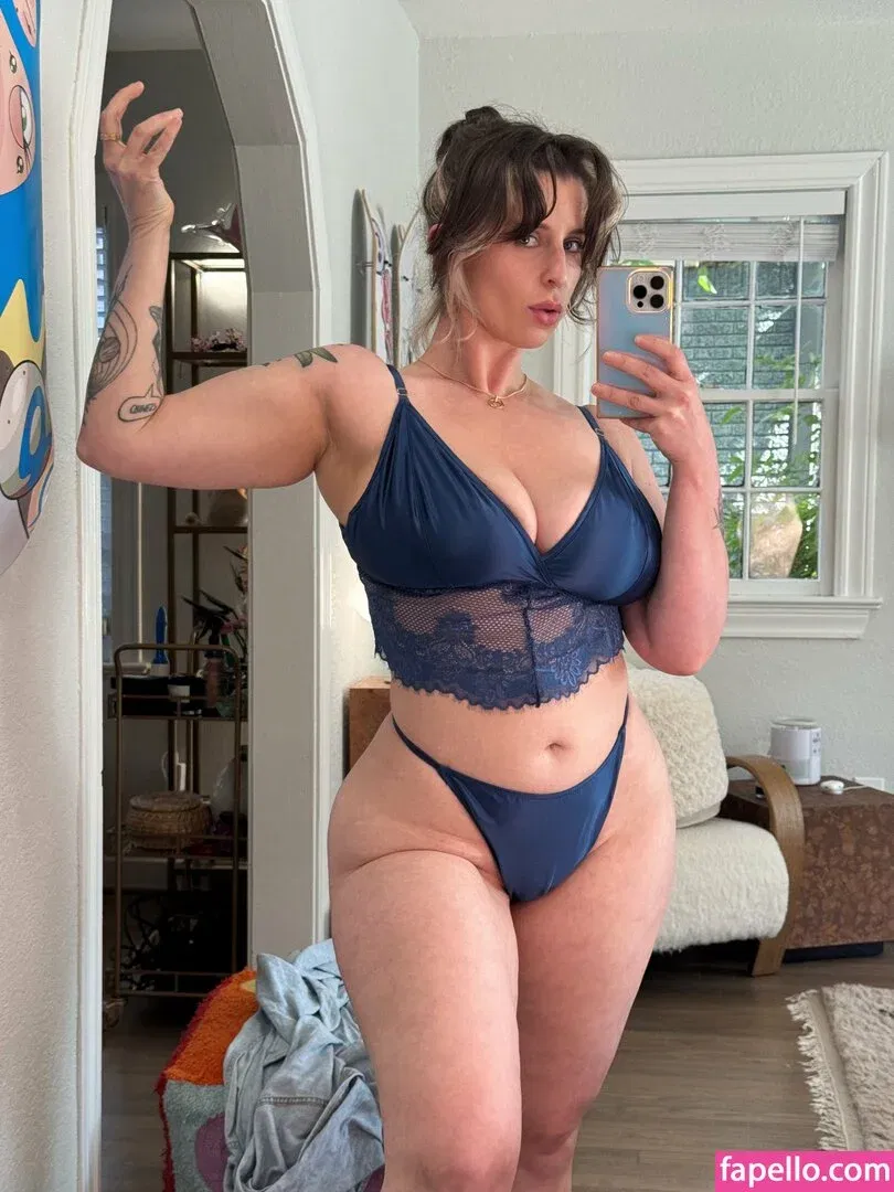 qtsnack Onlyfans Photo Gallery 