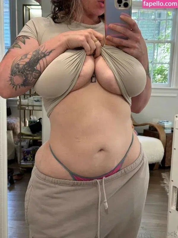 qtsnack Onlyfans Photo Gallery 