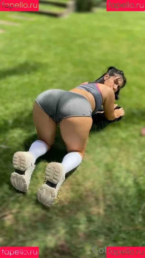 holly.bratty Onlyfans Photo Gallery 