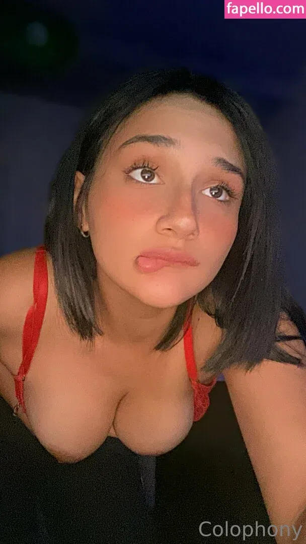 holly.bratty Onlyfans Photo Gallery 