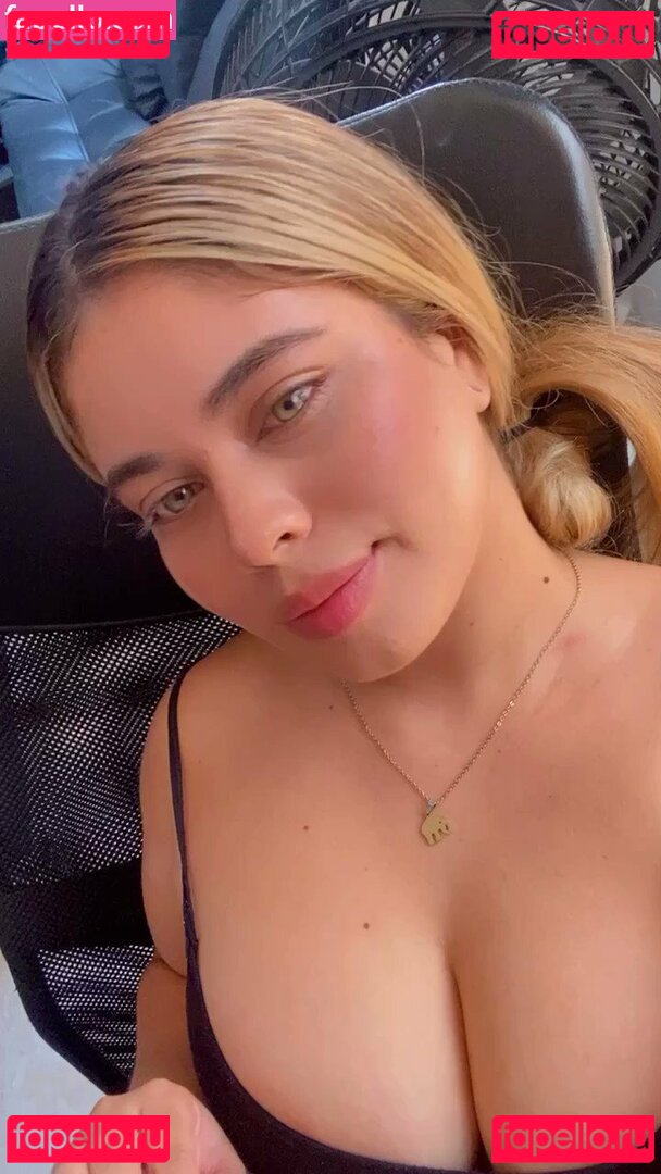 Daniela Villa Nude Onlyfans Photo 9