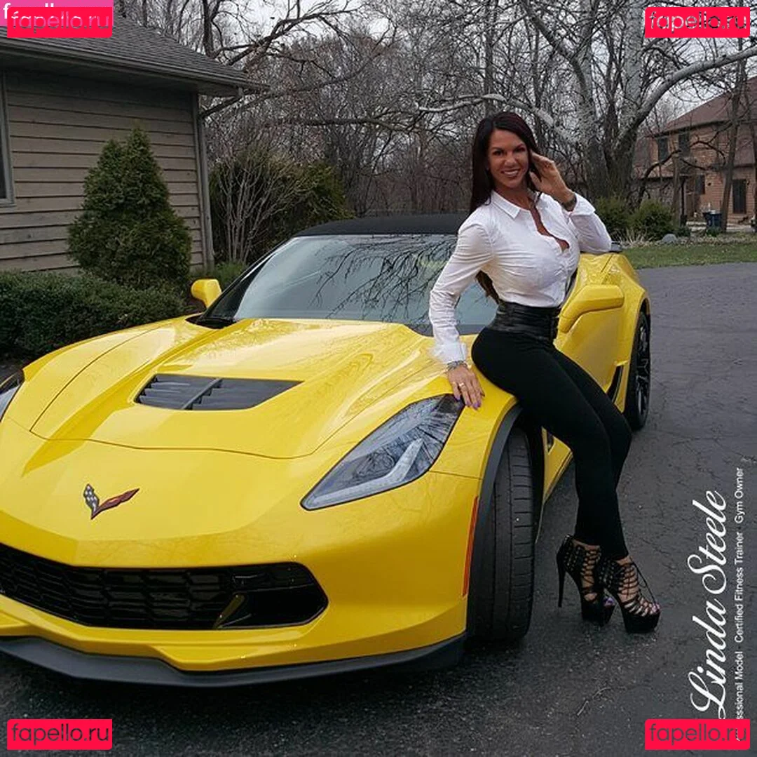 Linda Steele Onlyfans Photo Gallery 