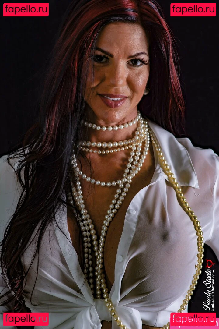 Linda Steele Onlyfans Photo Gallery 