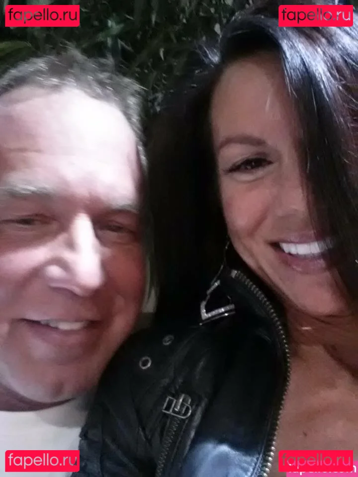 Linda Steele Onlyfans Photo Gallery 