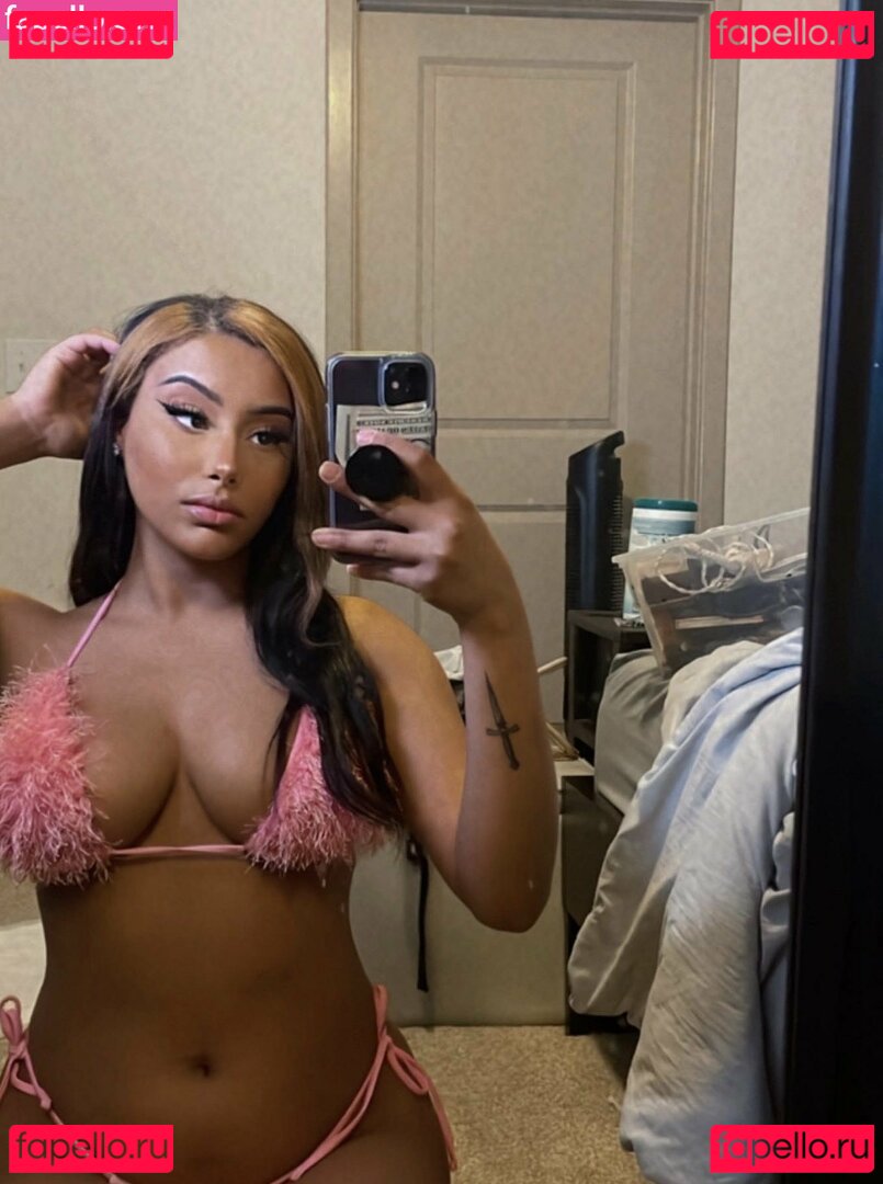 kirawrrra Nude Onlyfans Photo 42