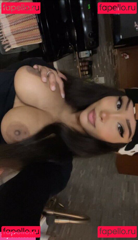 kirawrrra Nude Onlyfans Photo 33