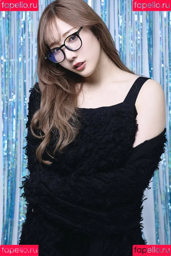 Koyoi Konan Onlyfans Photo Gallery 