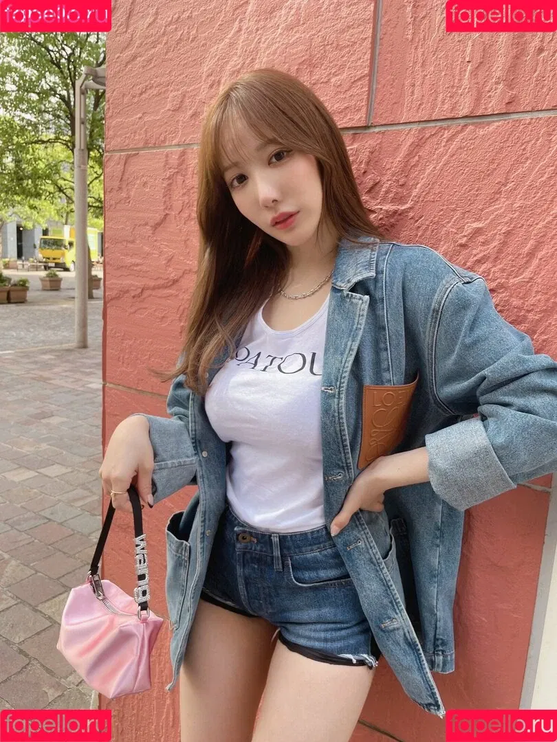 Koyoi Konan Onlyfans Photo Gallery 