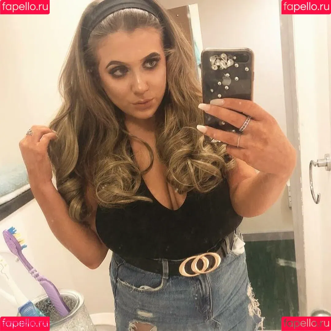 Beth G Onlyfans Photo Gallery 