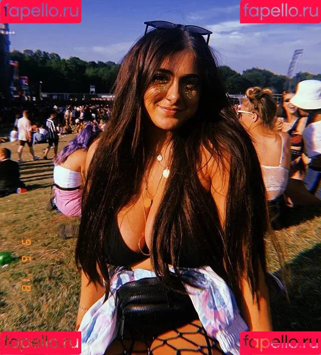 Beth G Onlyfans Photo Gallery 