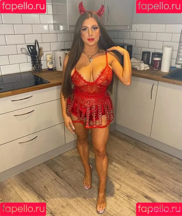 Beth G Onlyfans Photo Gallery 
