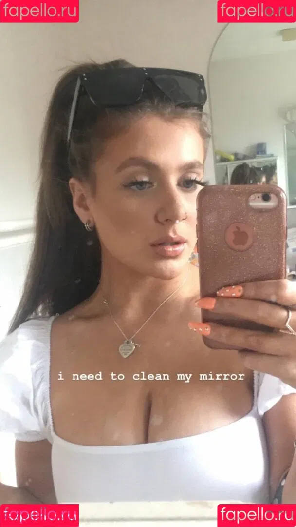Beth G Onlyfans Photo Gallery 