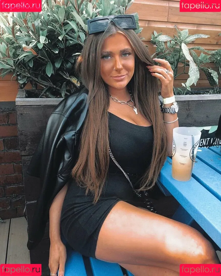 Beth G Onlyfans Photo Gallery 