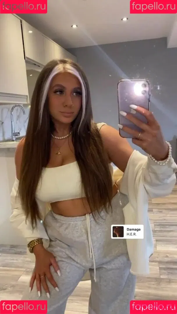 Beth G Onlyfans Photo Gallery 