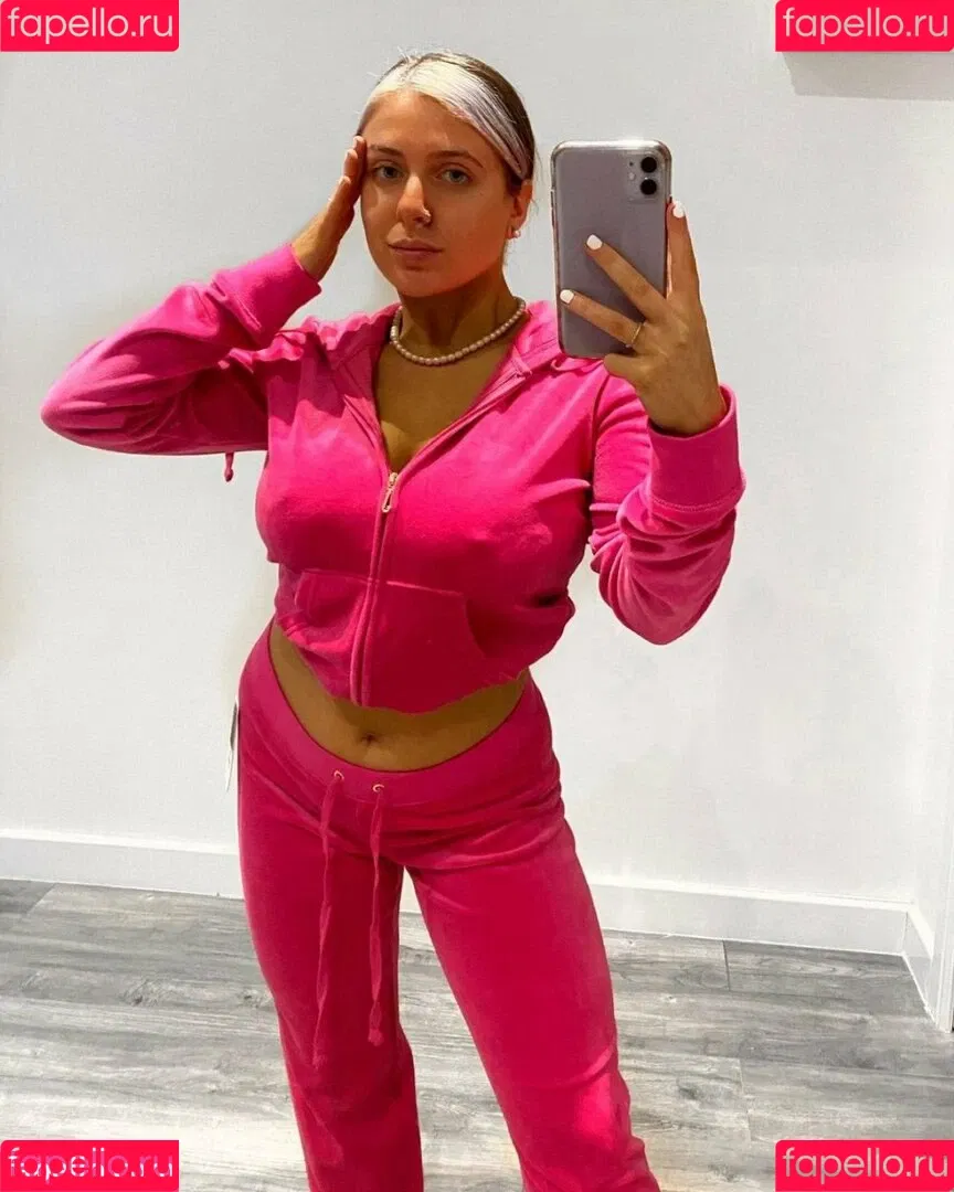 Beth G Onlyfans Photo Gallery 