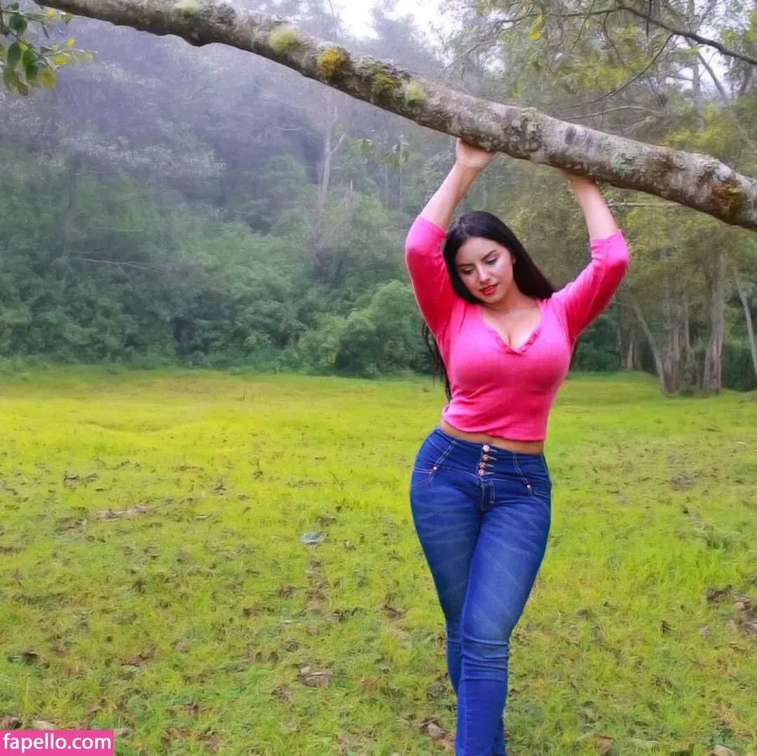 Herlinda Angel Onlyfans Photo Gallery 