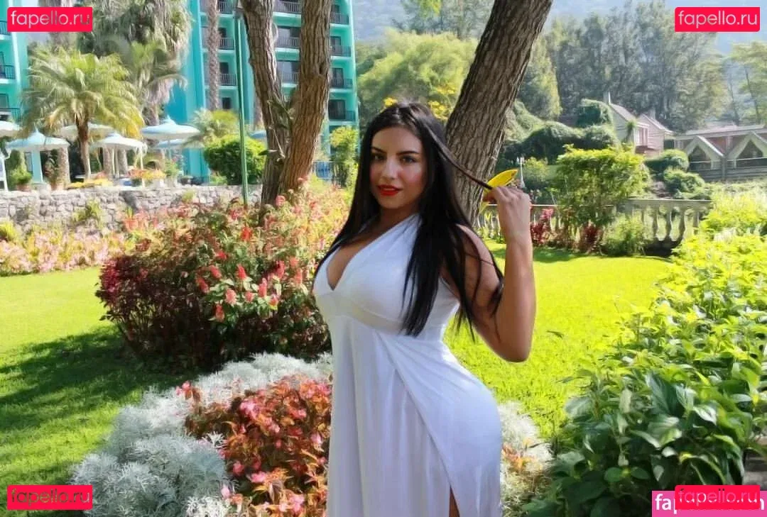 Herlinda Angel Onlyfans Photo Gallery 