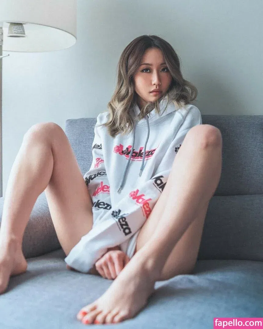 Trulyyoulee Onlyfans Photo Gallery 