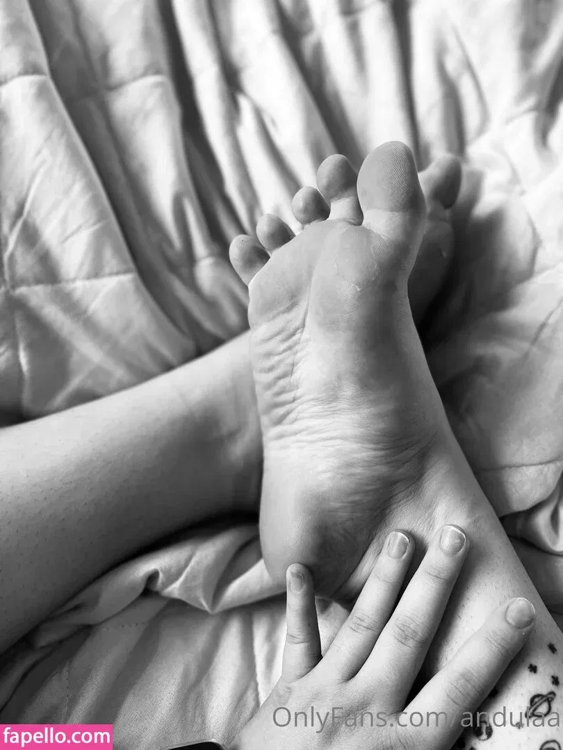 andulaa Onlyfans Photo Gallery 