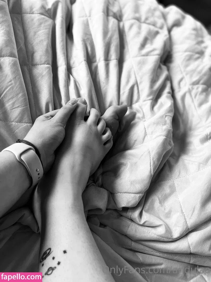 andulaa Onlyfans Photo Gallery 