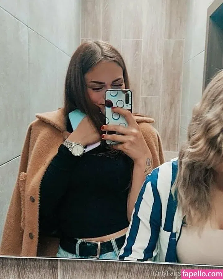 hana69 Onlyfans Photo Gallery 