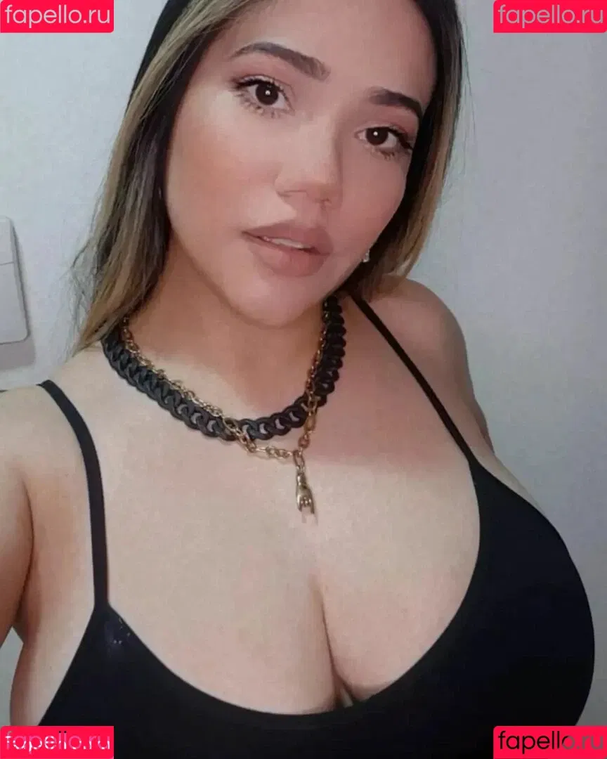 Toomuchtumbao Onlyfans Photo Gallery 