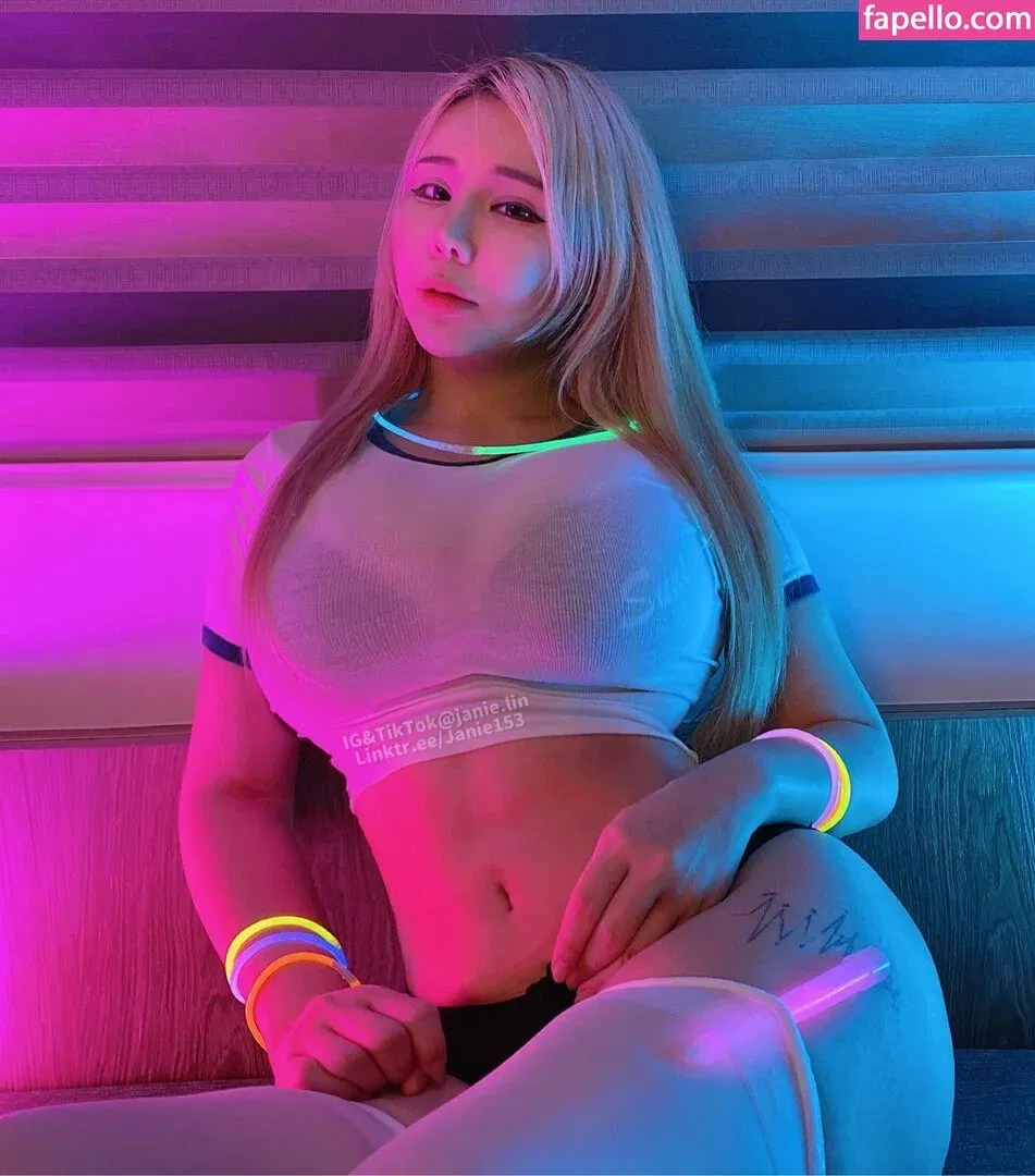 janie.lin Onlyfans Photo Gallery 