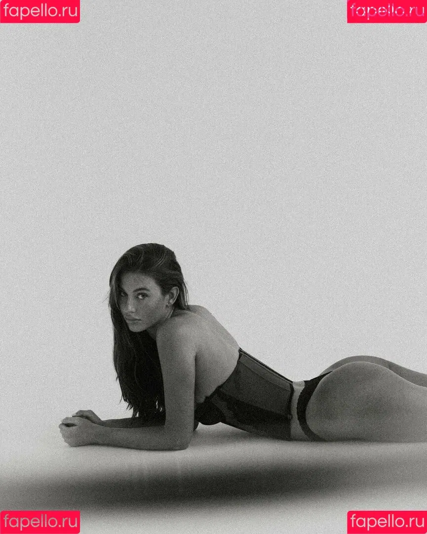 Sarah Waddles Onlyfans Photo Gallery 