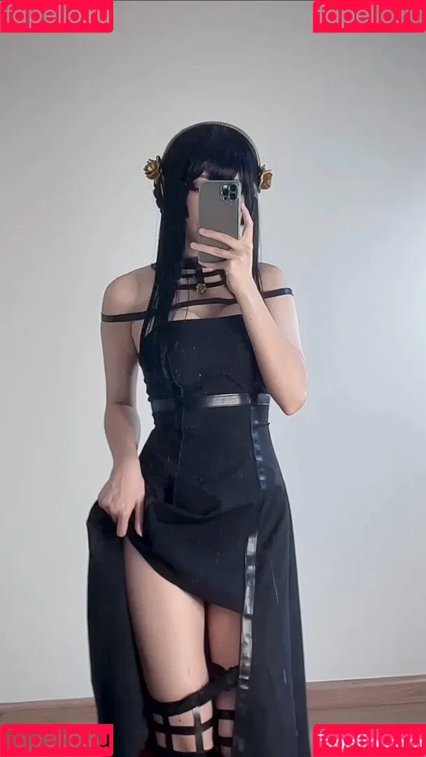 Ain Nguyen Onlyfans Photo Gallery 