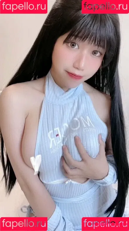 Ain Nguyen Onlyfans Photo Gallery 