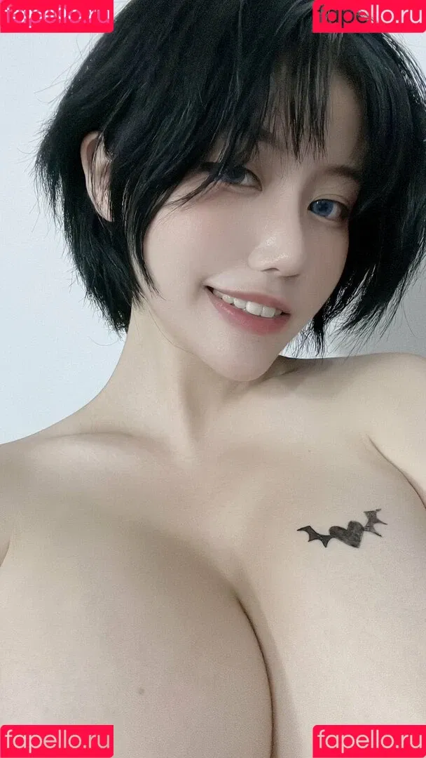 Ain Nguyen Onlyfans Photo Gallery 