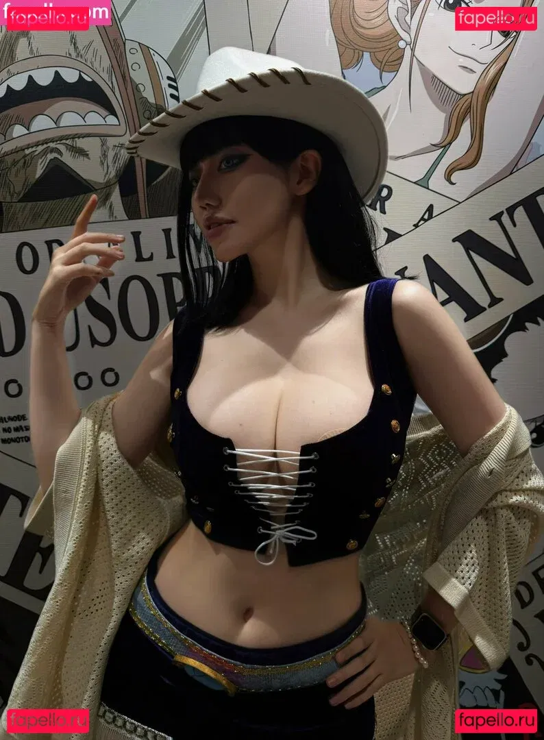 Ain Nguyen Onlyfans Photo Gallery 