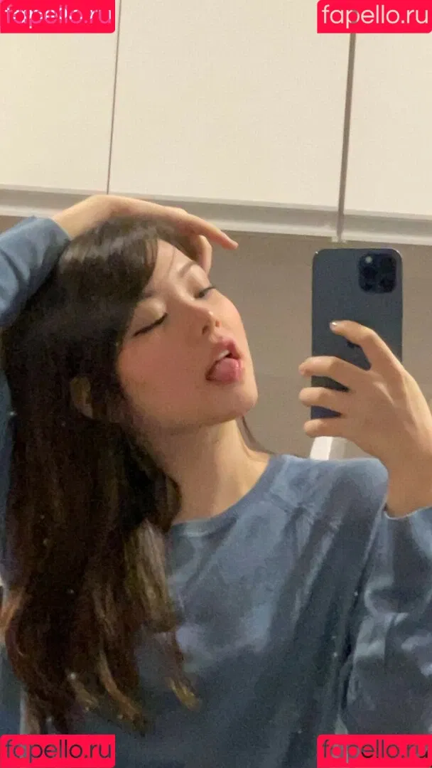Júlia Nakamura Onlyfans Photo Gallery 