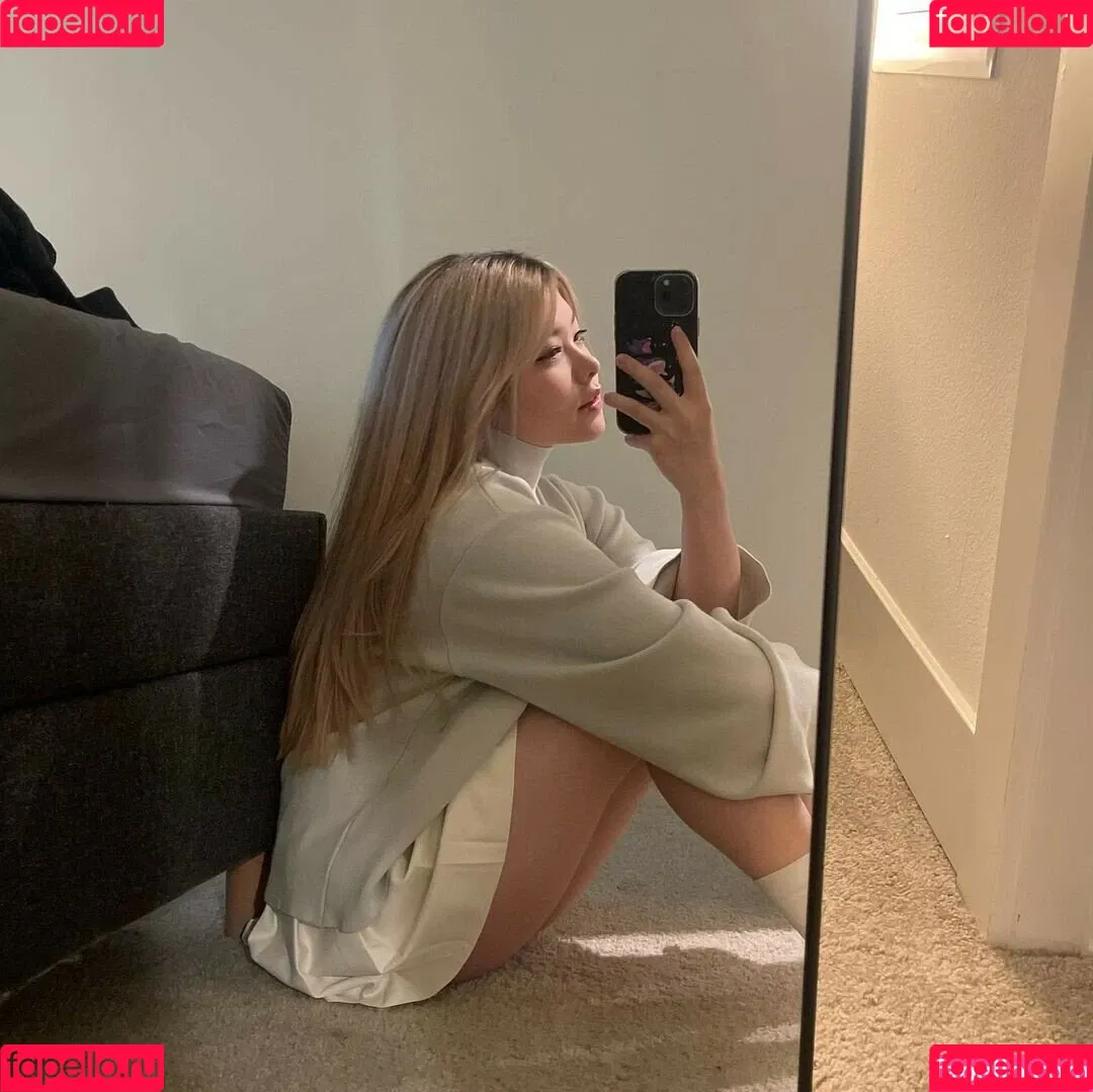 Júlia Nakamura Onlyfans Photo Gallery 