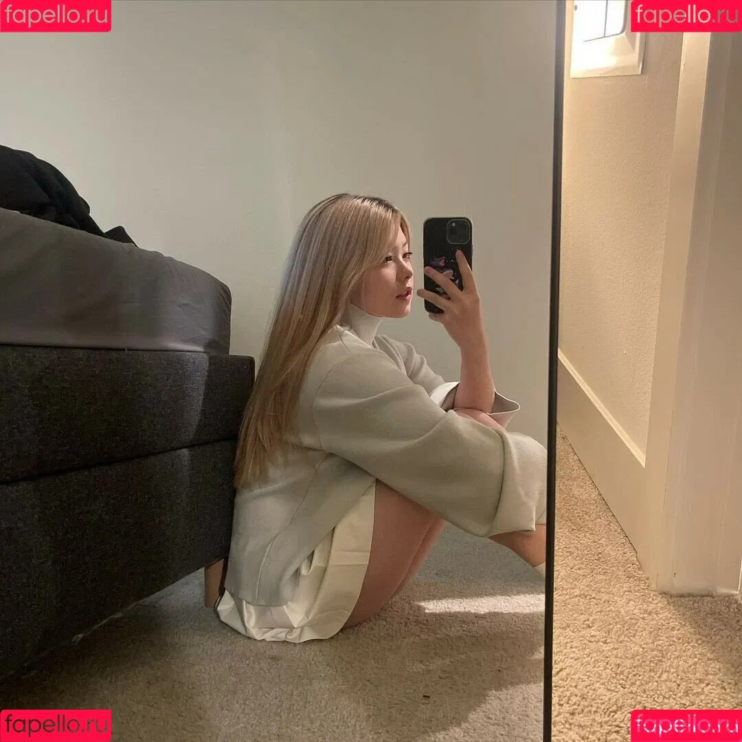 Júlia Nakamura Onlyfans Photo Gallery 