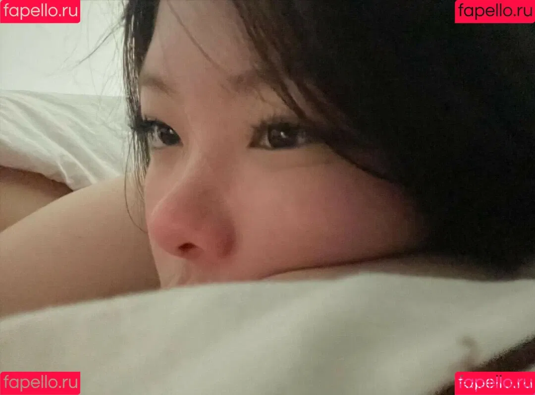 Júlia Nakamura Onlyfans Photo Gallery 