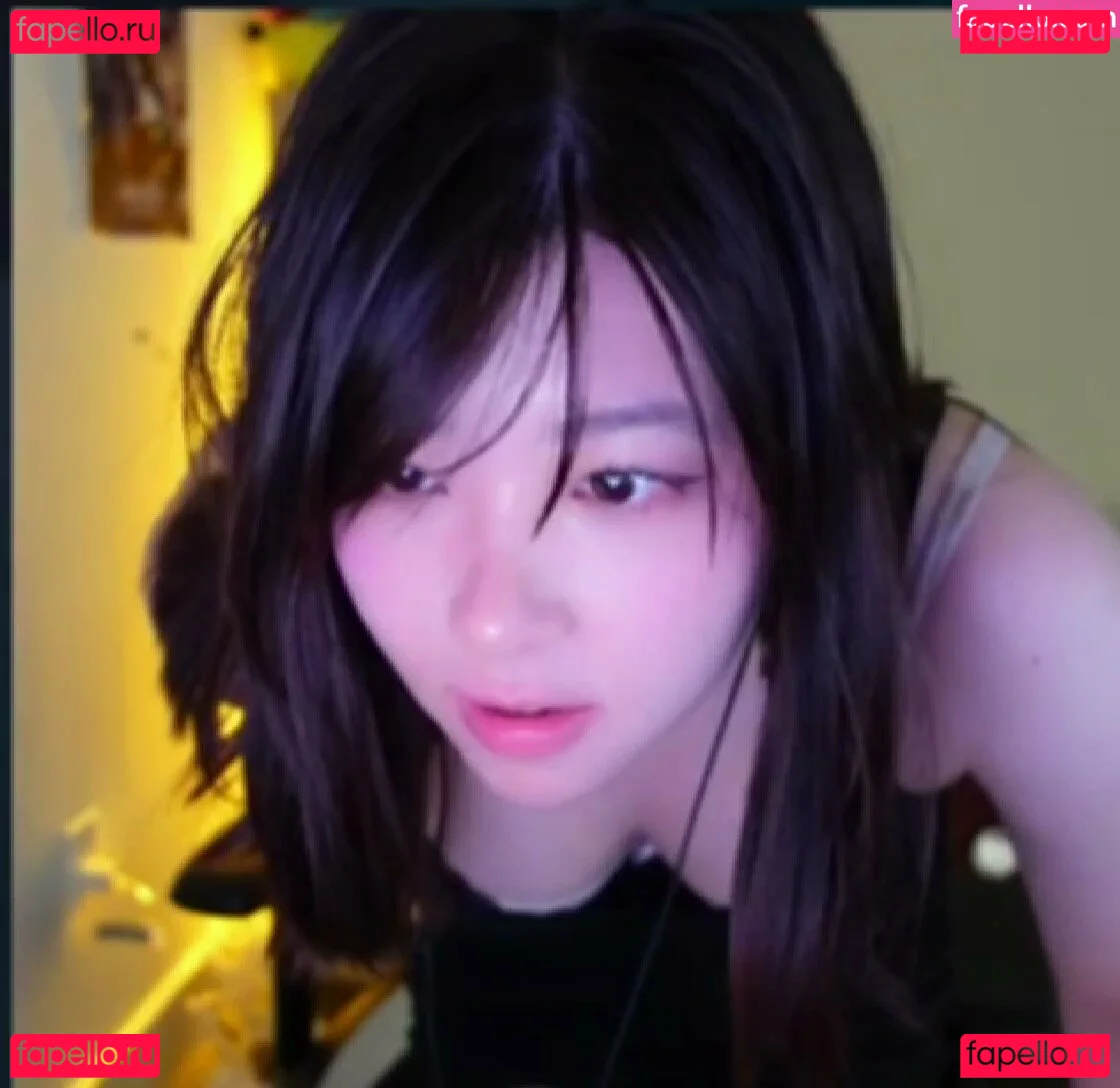 Júlia Nakamura Onlyfans Photo Gallery 